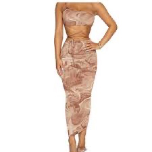 NAKED WARDROBE - CAN’T BE TAMED SET - Picture 1 of 2